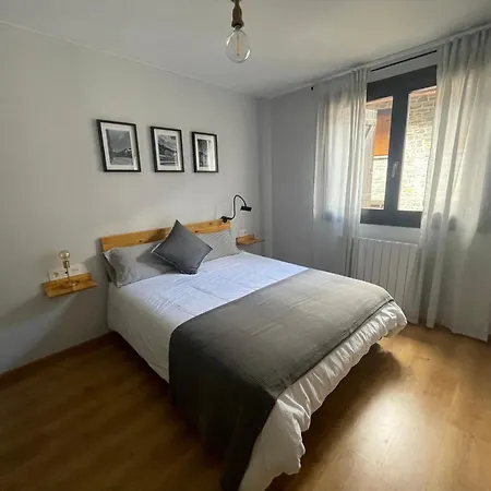 La Casita De Nicolás * Escarrilla
